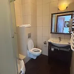 Hotell Kikity Siedlisko Z Ladowiskiem