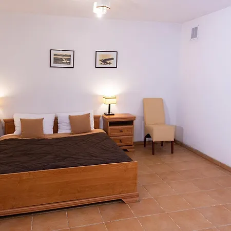 Hotel Kikity Siedlisko Z Ladowiskiem Kolno (Warmian-Masurian)