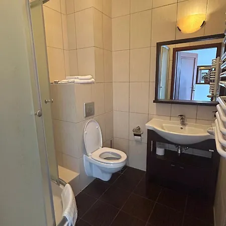 Hotel Kikity Siedlisko Z Ladowiskiem